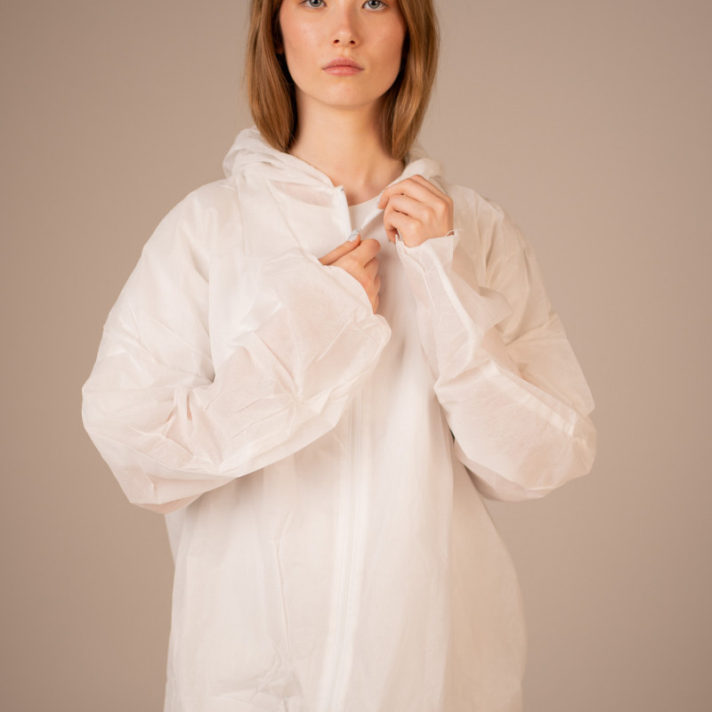 Комбинезон медицинский нестерильный Albens 30 г/м2, XXXL (25 шт/кор) (, белый) Комбинезон медицинский нестерильный Albens 30 г/м2, XXXL (25 шт/кор) (, белый)