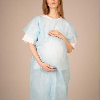 Рубашка для роженицы, 25 г./м2