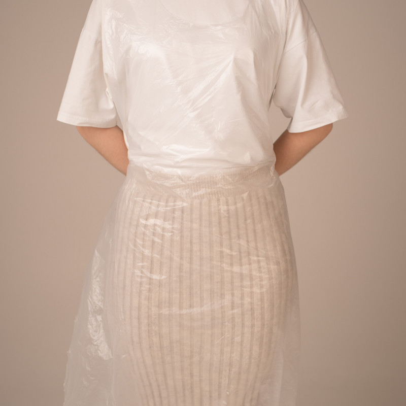 ПЭ фартуки одноразовые (9 мкм) 80*120 см (не медиц), Albens (100 шт/уп, 1000 шт/кор) (7205, белый)