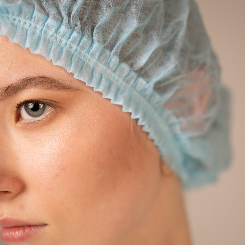 Шапочка-берет Шарлотта, 18 г/кв.м, 2-я резинка, диаметр 53 см (25 шт/уп, 1000 шт/кор) (6882-2, голубой) Шапочка-берет Шарлотта, 18 г/кв.м, 2-я резинка, диаметр 53 см (25 шт/уп, 1000 шт/кор) (6882-2, голубой)