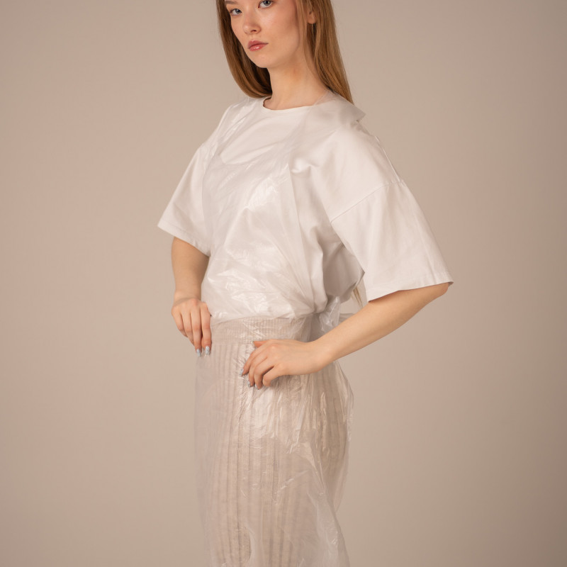 Фартук полиэтил., 78*120 см, 10мкм, ЭКОНОМ. (100 шт/уп, 1500 шт/кор)