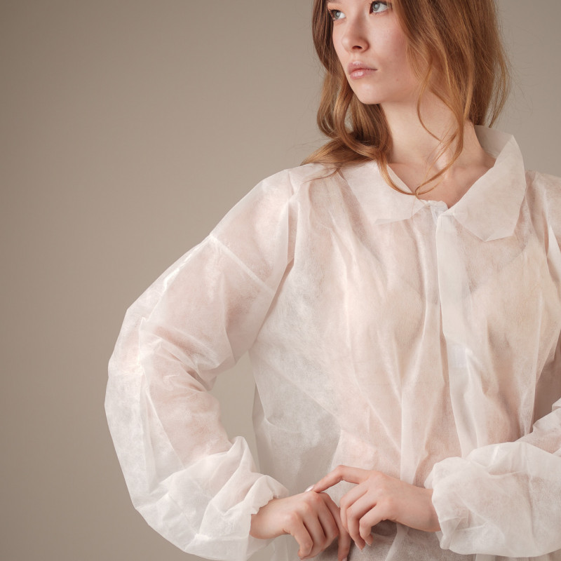 Халат одноразовый "Визитер" на липучках, Albens, пл. 30, белый, XL