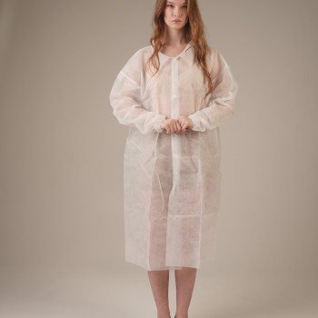 Халат медицинский на КНОПКАХ, 30 г/м2, XL (50 шт/кор) (6522, белый)