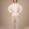 Комбинезон медицинский нестерильный Albens 40 г/м2, XXXL (5 шт/уп; 25 шт/кор) (, белый) Комбинезон медицинский нестерильный Albens 40 г/м2, XXXL (5 шт/уп; 25 шт/кор) (, белый)