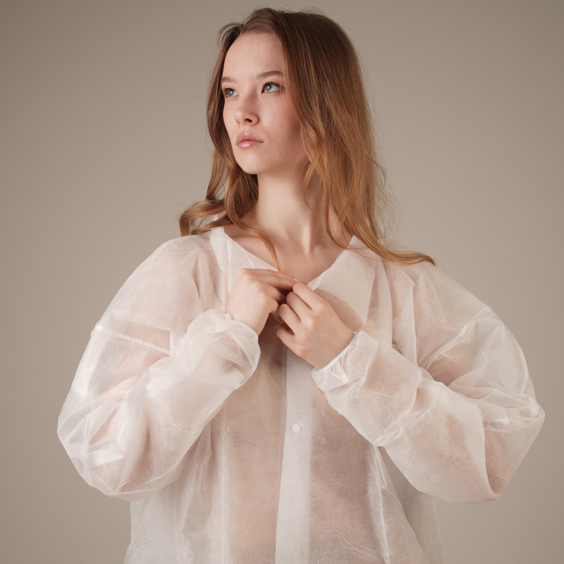 Халат медицинский на КНОПКАХ, 20 г/м2, L (10 шт/уп; 50 шт/кор) (, белый)