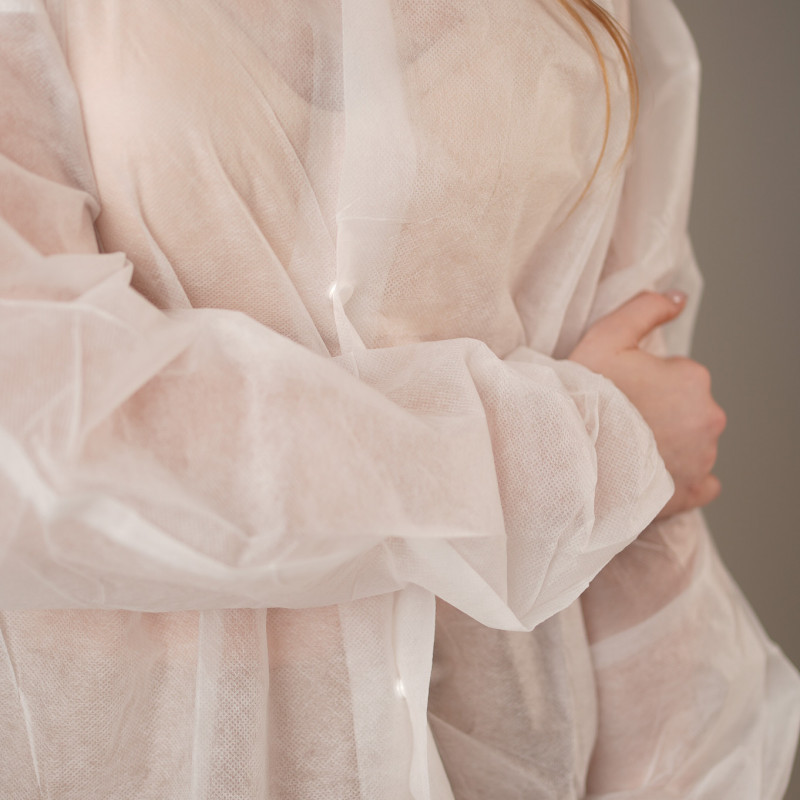 Халат медицинский на КНОПКАХ, 20 г/м2, XXL (10 шт/уп; 50 шт/кор) (, белый)